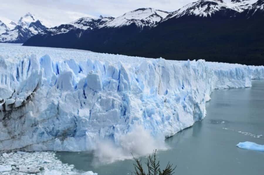 El Calafate: Perito Moreno Glacier, visit to footbridges with navigation - Key Points Before You Book