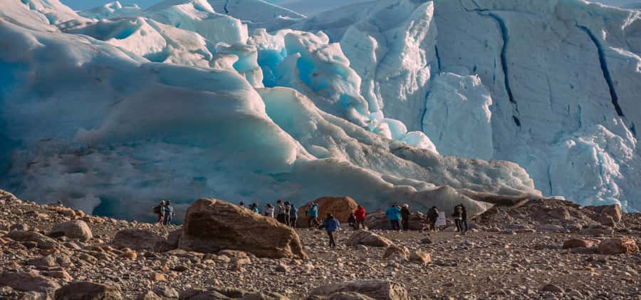 El Calafate: Safari Azul Los Glaciares Trekking Tour - The gentle trek to the glacier edge