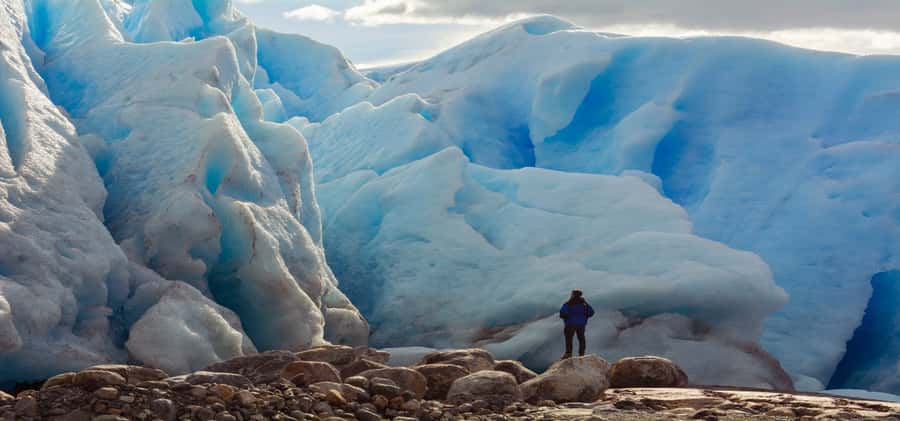 El Calafate: Safari Azul Los Glaciares Trekking Tour - The early ride from El Calafate to Bajo de las Sombras