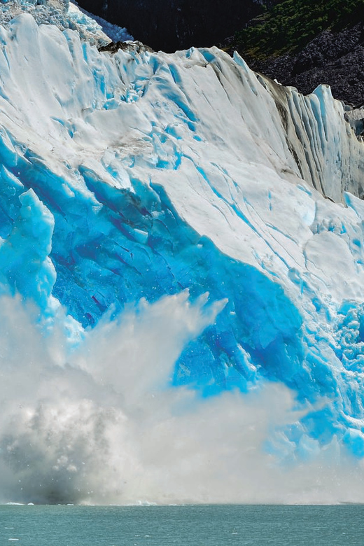El Calafate: Spegazzini and Upsala Glaciers Boat Tour - Early pickup from El Calafate and the ride to Puerto Bandera