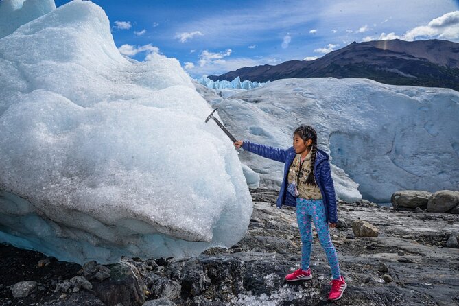 El Calafate Trekking through the Blue Forest Walkways and Navigation - Who should choose this tour?