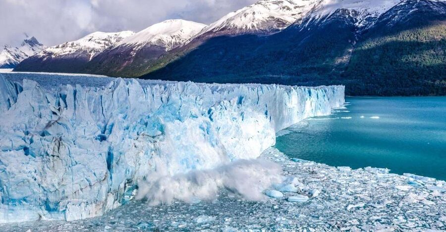 El Calafate: Trip to the Famous Perito Moreno Glacier - Five kilometers of walkways and changing viewpoints