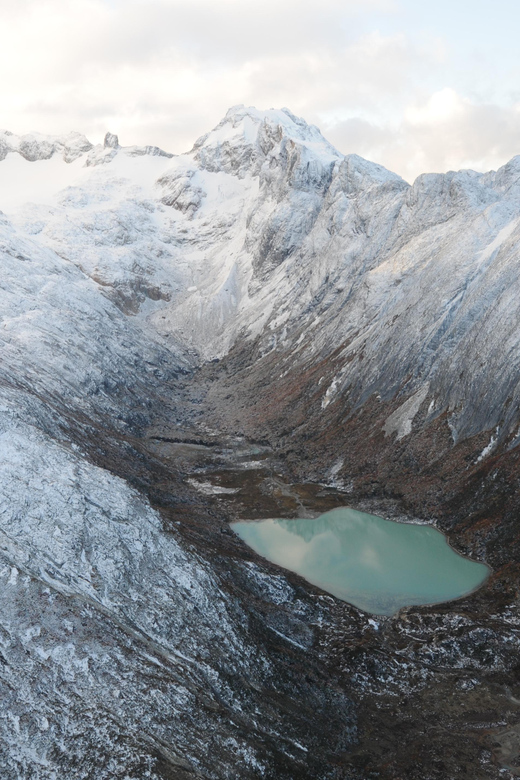 Emerald Lagoon Helicopter seeing - Ojo del Albino Glacier and the return to Ushuaia