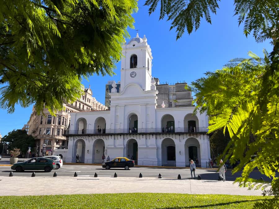 Exclusive Full-Day Private Tour in Buenos Aires - Recoleta Cemetery, Buenos Aires in stone and marble