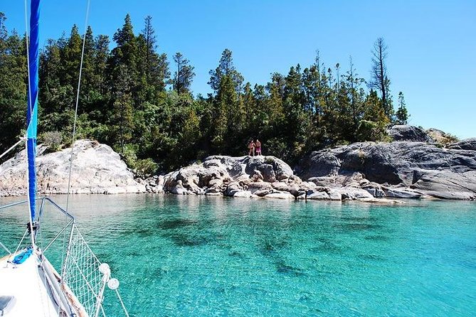 Exclusive Sailboat Trip through the Lakes of Bariloche - Comfort aboard a small, older sailboat