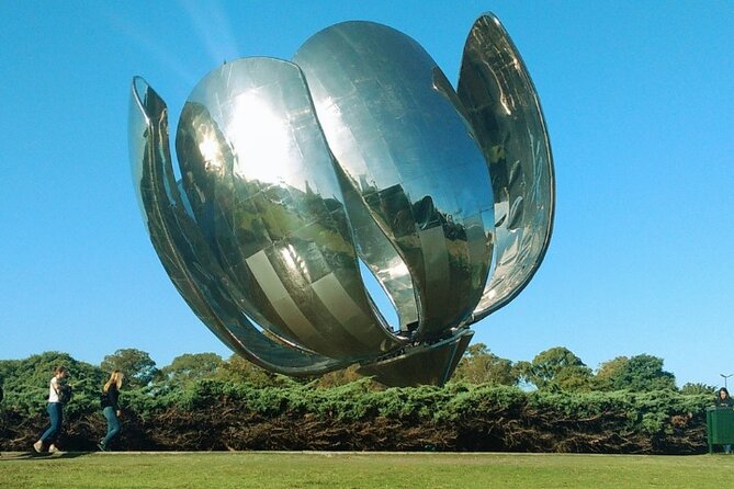 Experience Recoleta in Buenos Aires Little Paris - The moving flower at Plaza de las Naciones Unidas