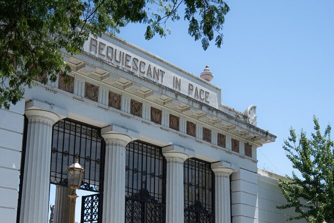 Experience Recoleta in Buenos Aires Little Paris - What $60 buys you in two hours