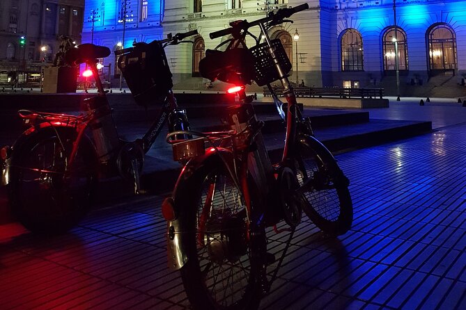 Experience the Night of Buenos Aires with E-BIKE - Getting comfortable at Bike Explorer
