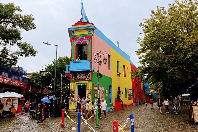 Explore Buenos Aires: Private Half-Day Tour with Local Guide - Plaza de Mayo: two hours at Buenos Aires’ civic center