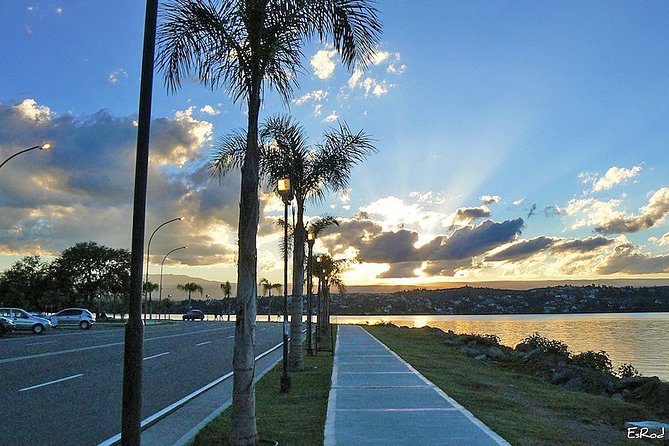 Exploring Villa Carlos Paz: Guided Sightseeing Tour - Key points to know before booking