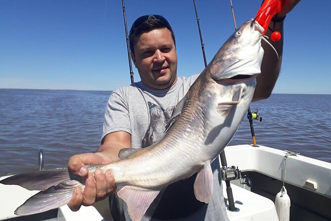 Fishing trips in Buenos Aires, Argentina - Fishing Buenos Aires from the Costanera