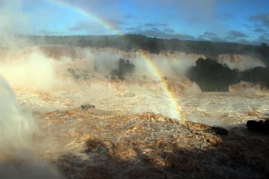 Foz do Iguaçu: Brazil/Argentina Sides Iguazu Falls Day Tour - Why seeing both sides of Iguazu Falls matters