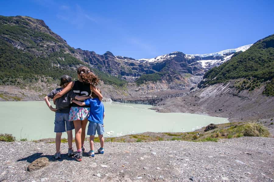 From Bariloche: Cerro Tronador Full-Day Tour - How the guide affects the day
