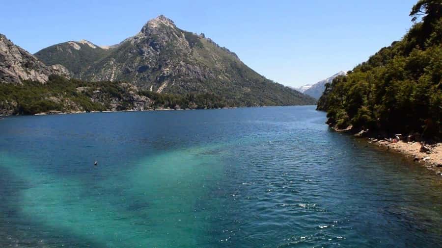 From Bariloche: Half-Day Circuito Chico Sightseeing Tour - The guide and the booking communication