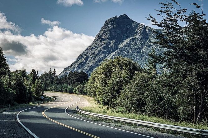 From Bariloche: San Martín de los Andes by The 7 Lakes Route - Seven lakes, seven different pauses