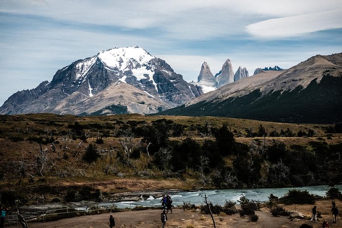 From El Calafate: Full-Day Tour to Torres del Paine - Why this day trip can make sense