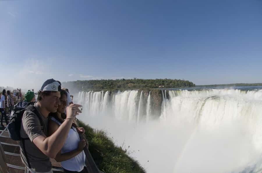 From Foz do Iguaçu: Argentinean Falls Tour with Pickup - Quick points to know