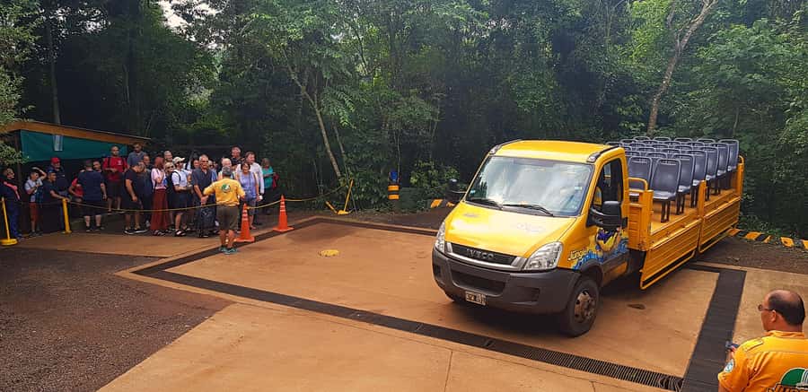 From Foz do Iguaçu: Argentinian Iguazu Falls with Boat Ride - Who should book this Iguazu Falls trip?