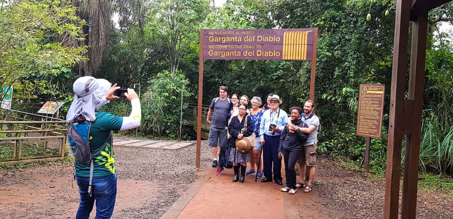 From Foz do Iguaçu: Argentinian Iguazu Falls with Boat Ride - Guides, group size, and the human side of the day