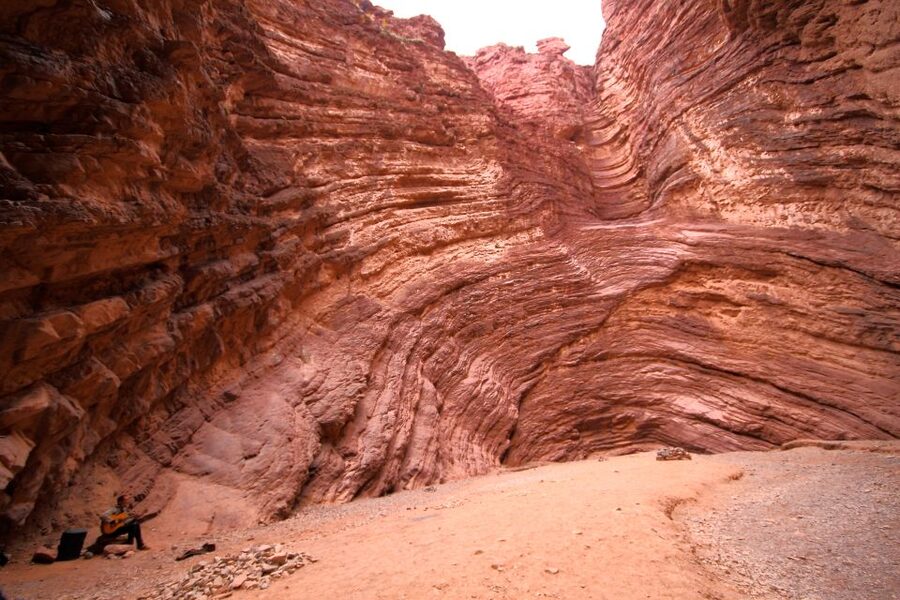 From Salta: Cafayate, Humahuaca & Salinas Grandes 3-Day Tour - Day one: tobacco country and Cafayate’s red-rock theater