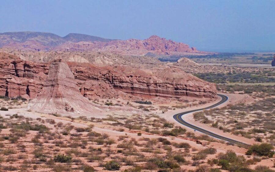 From Salta: Full-Day Tour to Cafayate with Wine Tasting - The return route shows a different Argentina