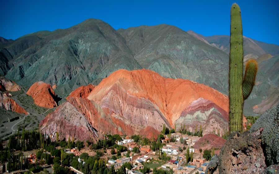 From Salta: Serranías del Hornocal & Hill of 14 Colors Tour - The Tropic of Capricorn sundial