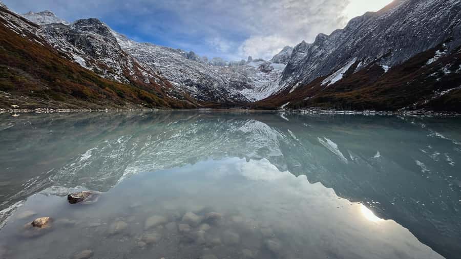 From Ushuaia: Tierra del Fuego Emerald Lagoon Trekking Tour - Lunch beside the water
