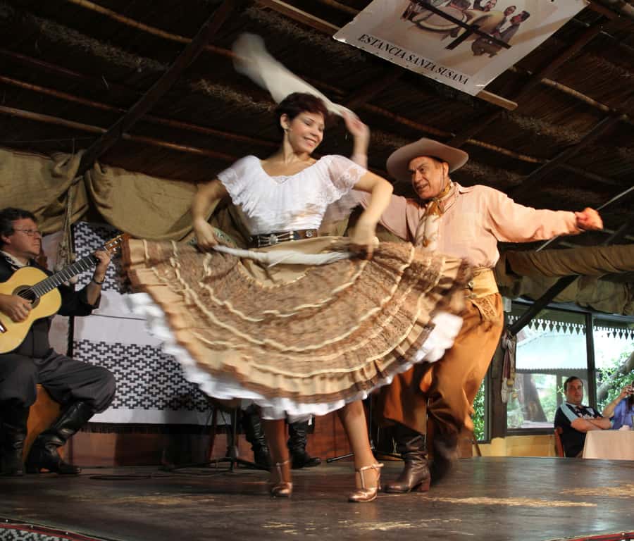 Full-Day at Santa Susana Ranch with BBQ, Drinks and Show - Key details at a glance