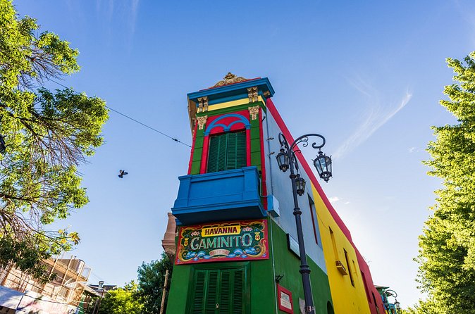Full day City and Delta with a friend in private Tour - San Telmo Market: Empanadas, Antiques, and a Good Lunch Option