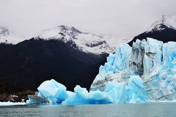 Full Day Gourmet Glacier Tour: Upsala and Spegazzini - Upsala Glacier is impressive, but viewed from afar