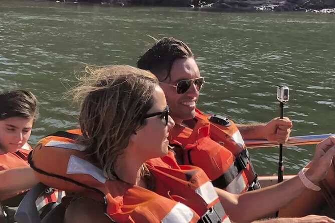 Full Day tour Argentinean Iguazú Falls with Jungle Adventure - Who should book this Iguazú tour?