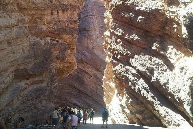 Full-Day Tour Cafayate Calchaqui Valleys with Wine - Garganta del Diablo: the first dramatic stop