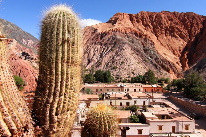 Full-Day Tour to Salinas Grandes and Purmamarca From Salta - Guides, language, and group atmosphere