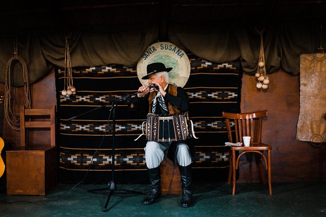 Gaucho Day Trip from Buenos Aires: Santa Susana Ranch - Music, tango, and the boleadoras show