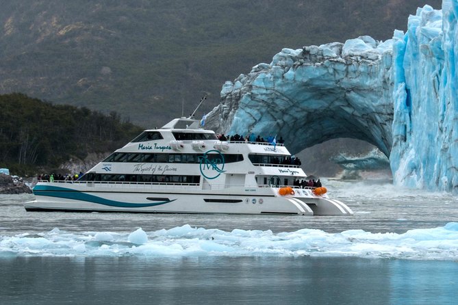 Glaciares Gourmet Navigation: Spegazzini, Upsala & Perito Moreno - Spegazzini Glacier, the closest approach