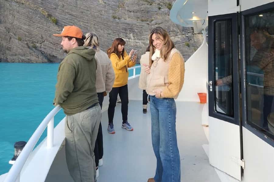 GLACIERS GOURMET Perito Moreno Navigation Full service - Why this cruise is different from a basic glacier outing