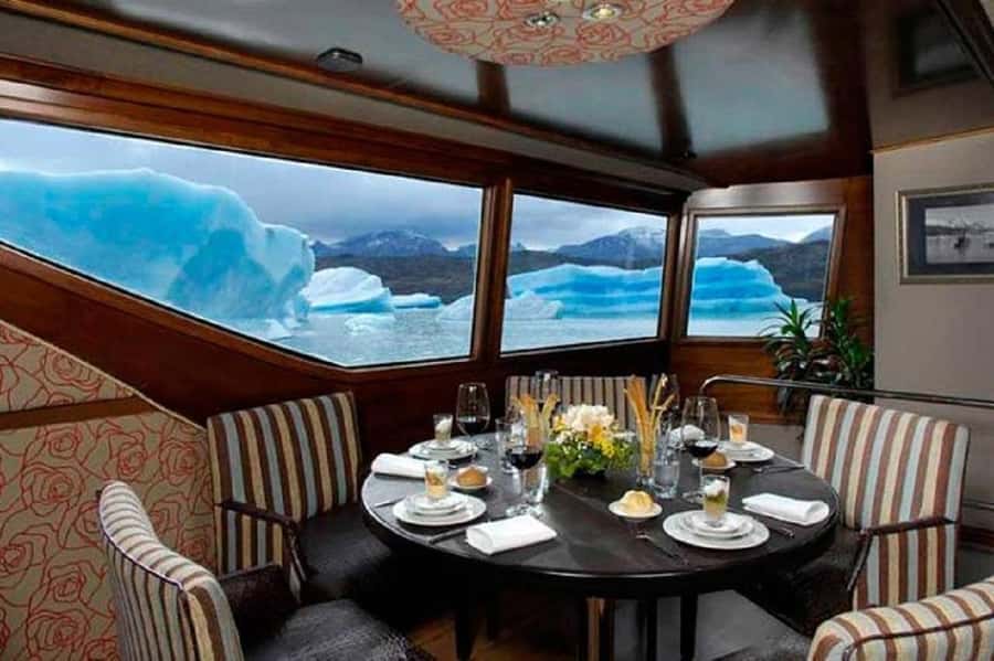 GLACIERS GOURMET Perito Moreno Navigation Full service - Lago Argentino and the first glacier views