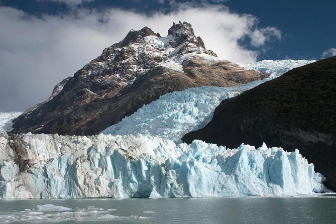 Glaciers Gourmet Perito Moreno Navigation Full Service & Transfer - The Puesto Las Vacas hike and Upsala Canal