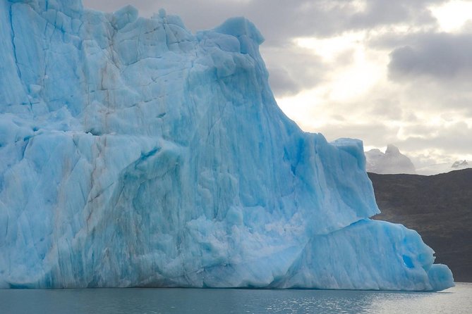 Glaciers Gourmet Perito Moreno Navigation Full Service & Transfer - Seasonal dates and booking cautions