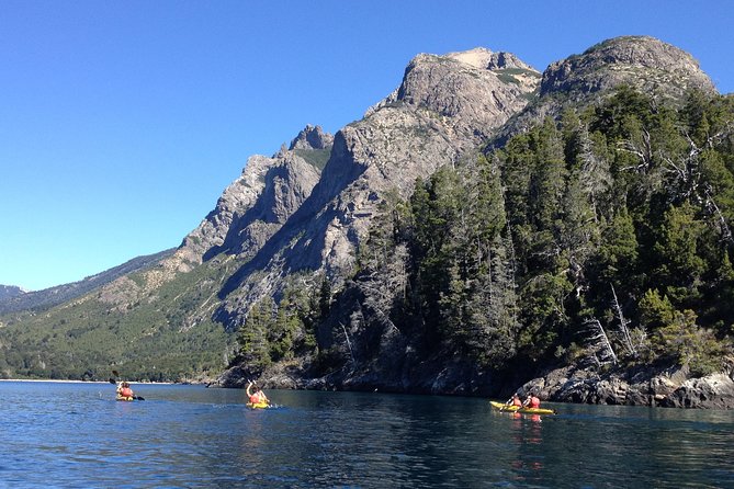 Half a day of kayaking on the Nahuel Huapi lake in private service - Why this Bariloche kayak trip works so well
