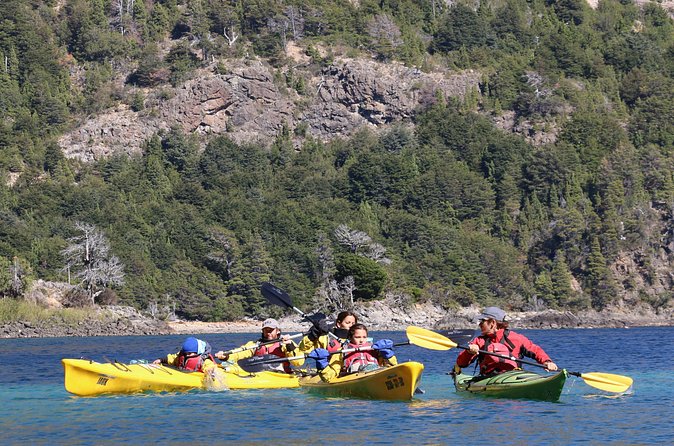 Half a day of kayaking on the Nahuel Huapi lake in private service - The mate break that changes the pace