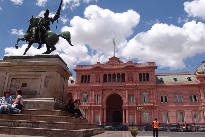 Half Day Private City Tour Discovering Buenos Aires - Plaza de Mayo: The City’s Main Stage
