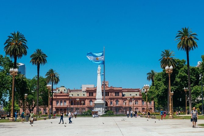 Highlights & Hidden Gems With Locals: Best of Buenos Aires Private Tour - Plaza de Mayo and the city’s political heart