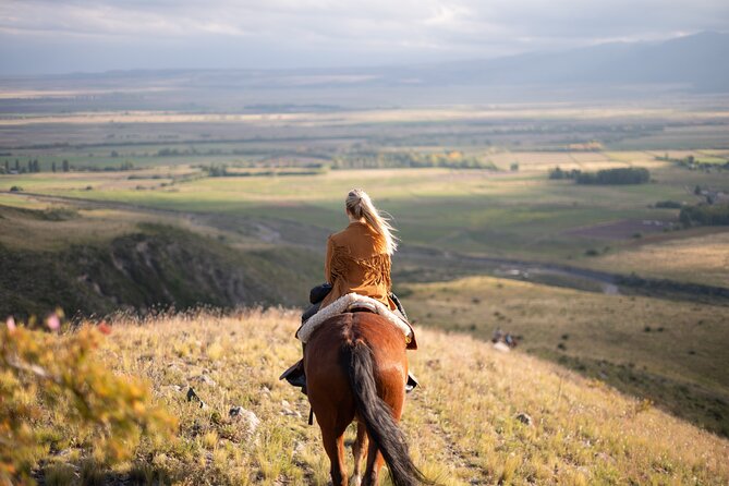 Horseback riding and barbecue in a private ranch - La Carrera, Mendoza - Empanadas, High-Altitude Wine, and the Asado