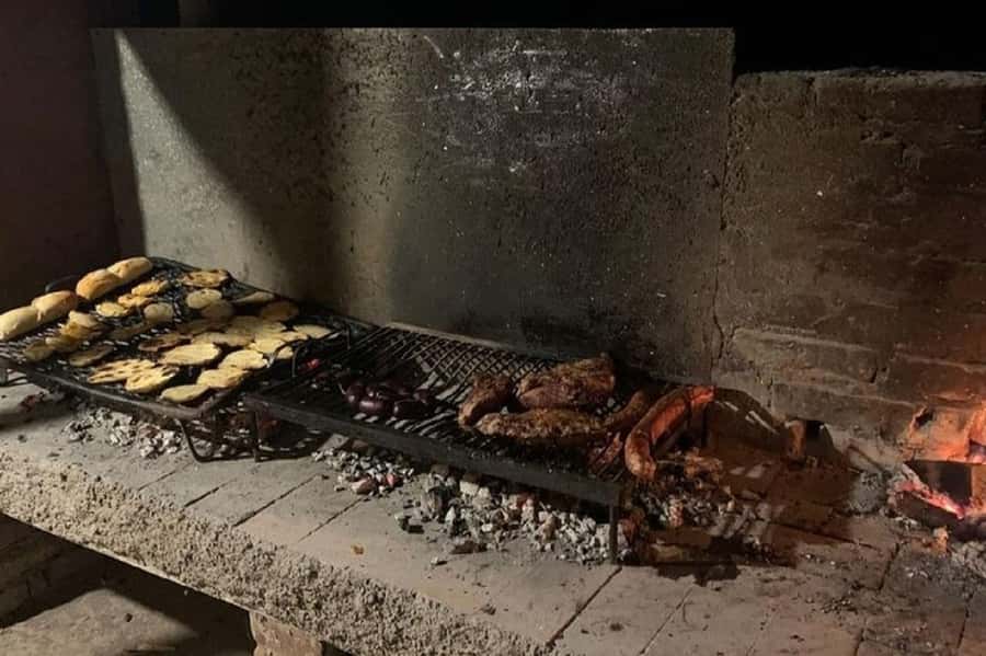 Horseback Riding at Sunset and Dinner in Mendoza - Key points at a glance