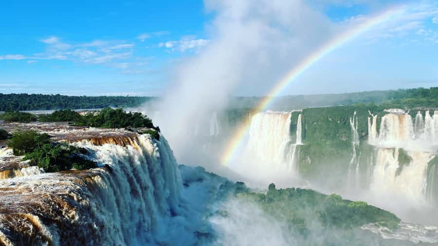 Iguassu Falls: Private Tour Argentina side - Devils Throat and the force of the water