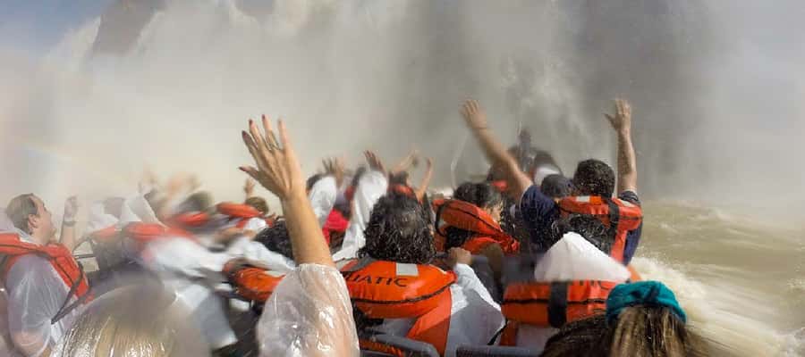 Iguazu Falls: Gran Aventura Boat and Argentinian Falls Tour - Key points to know before booking