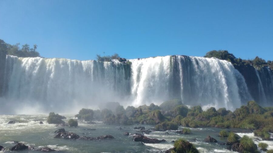 Iguazu Falls Private Day Trip from Buenos Aires - What private guiding adds to the park visit
