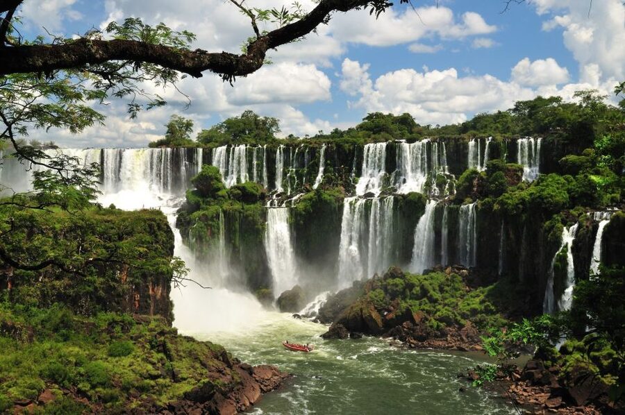 Iguazu Falls Private Day Trip from Buenos Aires - The flight and the 20-hour day