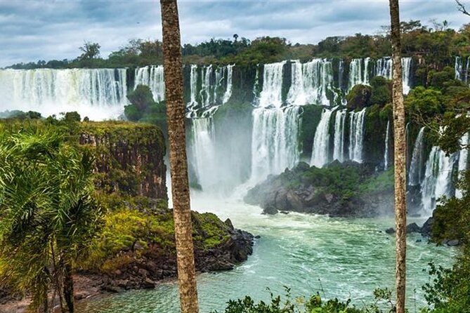 Iguazú Falls Private Full Day Tour - Lunch at El Fortín inside the national park